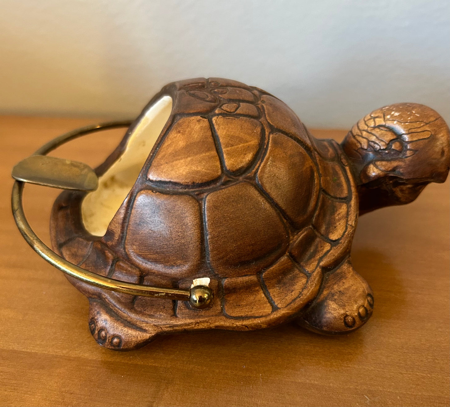 Vintage 1956 Treasure Craft Ceramic Pottery Turtle Cigar & Cigarette Ashtray