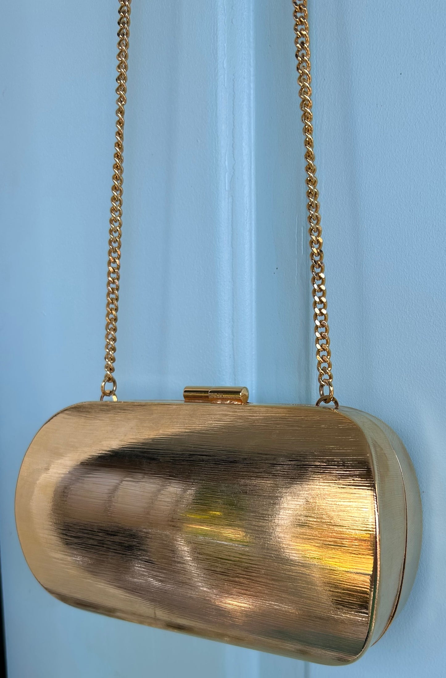 Vintage Gold Metal Hard Evening Purse w/chain Handle