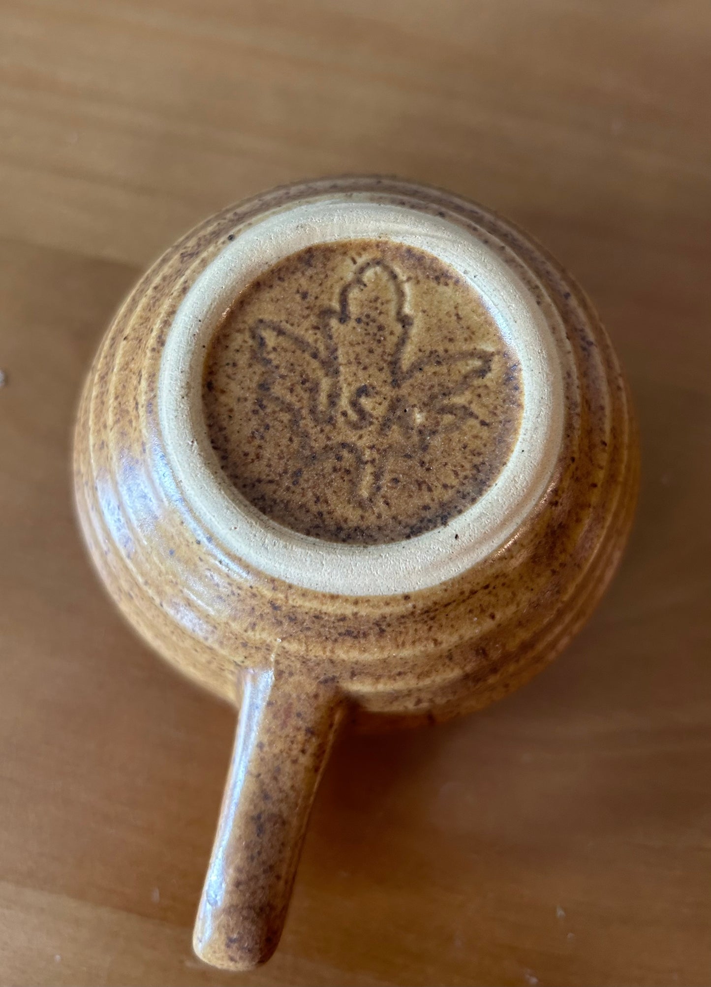 Monmouth pottery cup, Mojave brown speckled, maple leaf, USA, 10 oz.