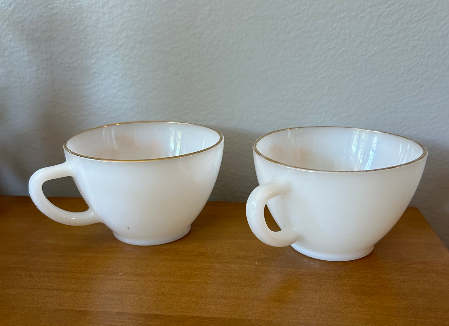 Federal Heatproof Milk Glass Gold Harvest Tea Cups 2x