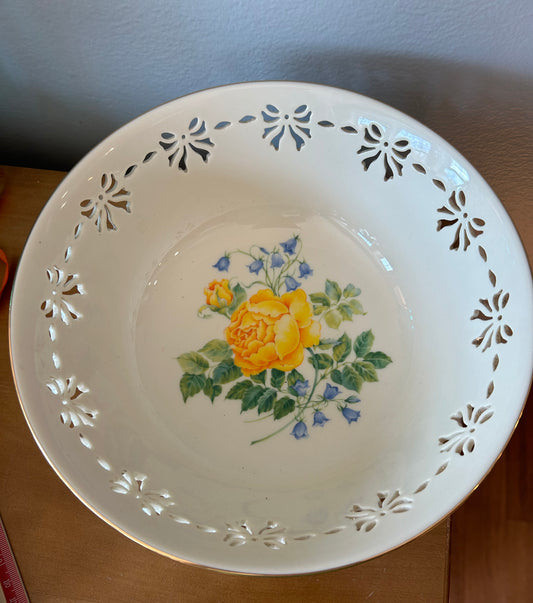 Lenox Victorian Rose 9.25 Serving Bowl