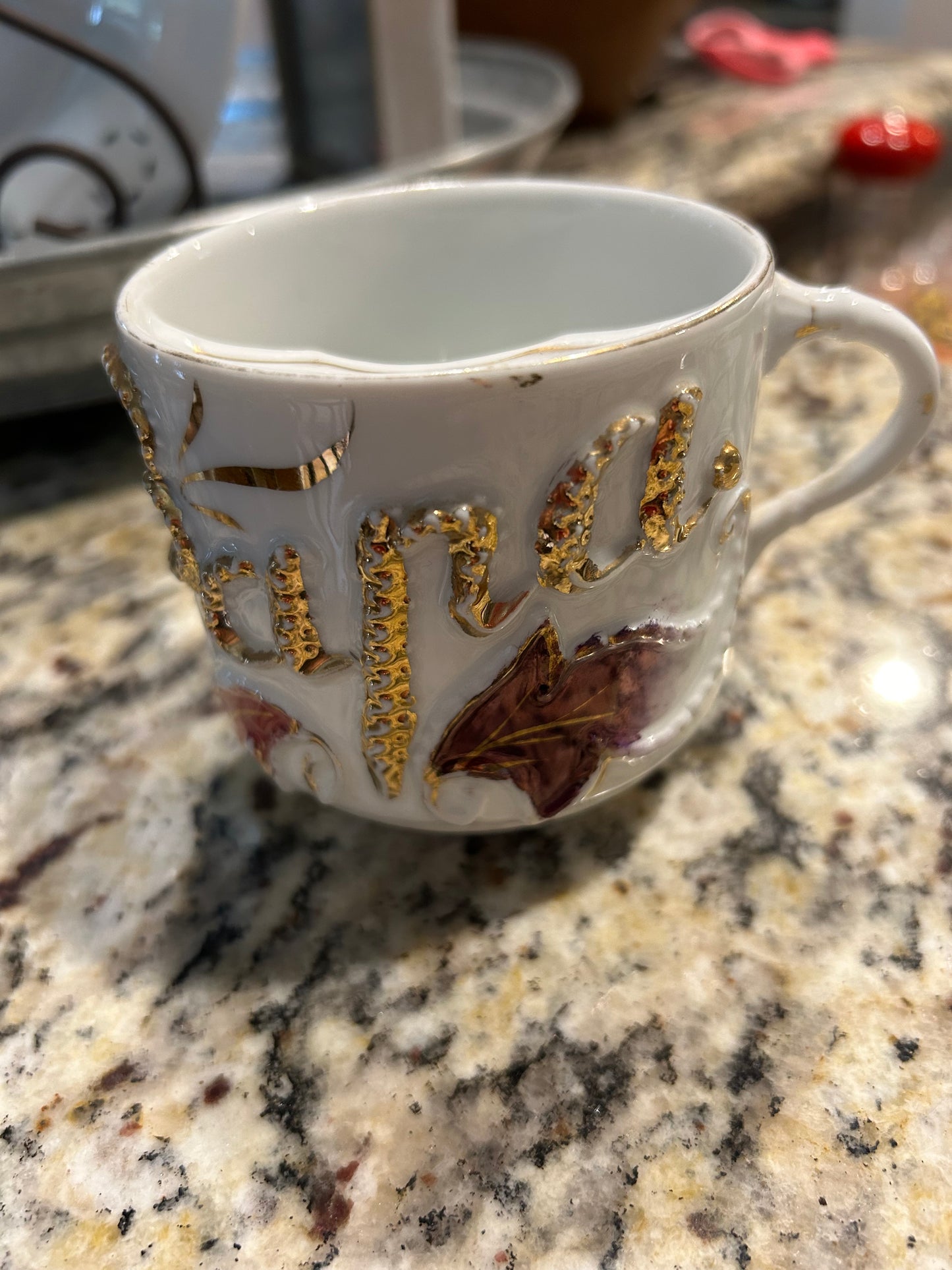 VINTAGE GERMANY WHITE/GOLD "PAPA" Mustache Cup