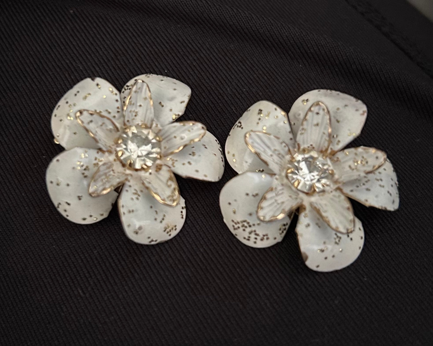 Vintage Clip-on Flower Earrings Enamel Cubic Zirconia Setting