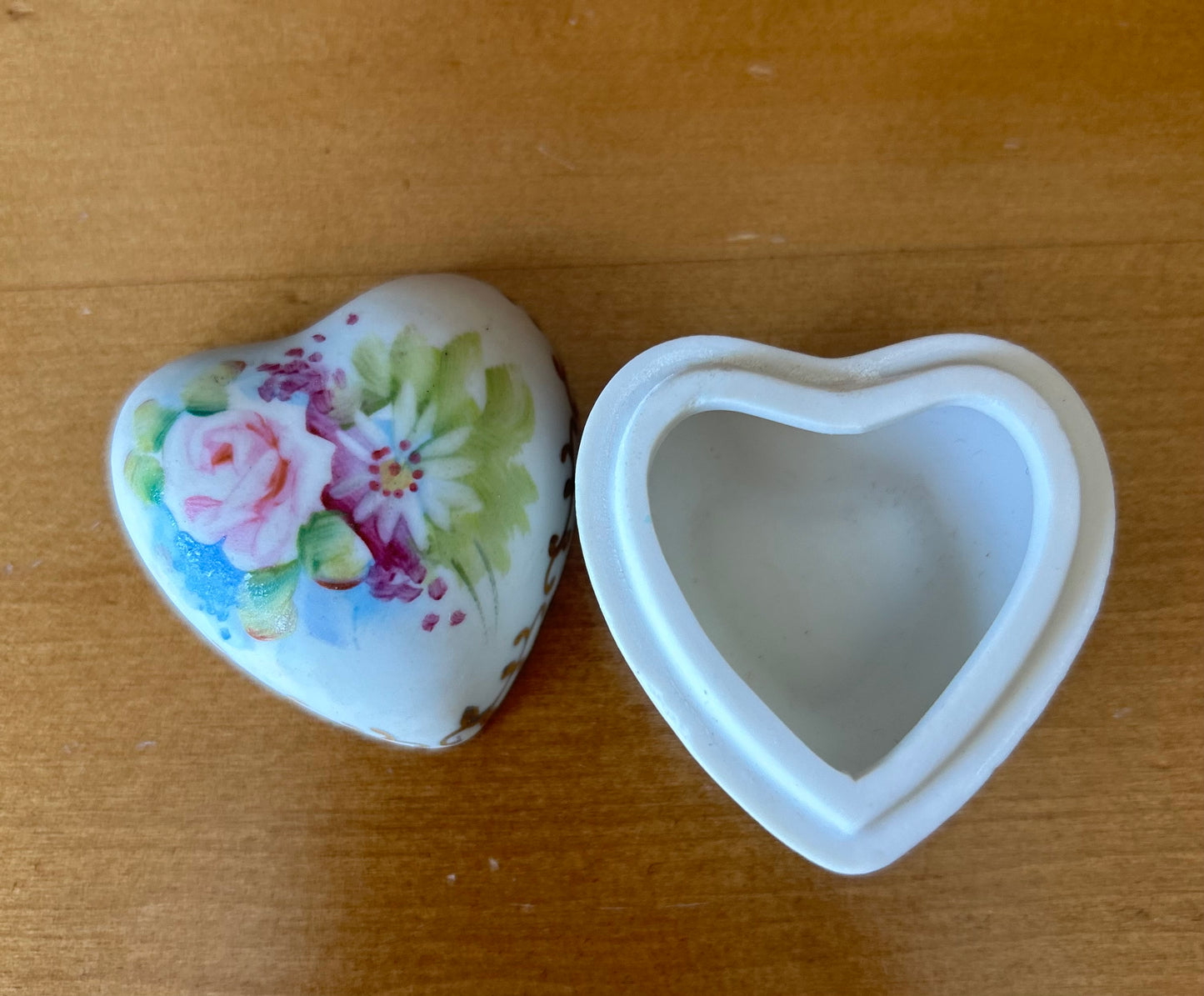 Handpainted Bubble Heart Trinket Box - Flowers - Made in Japan