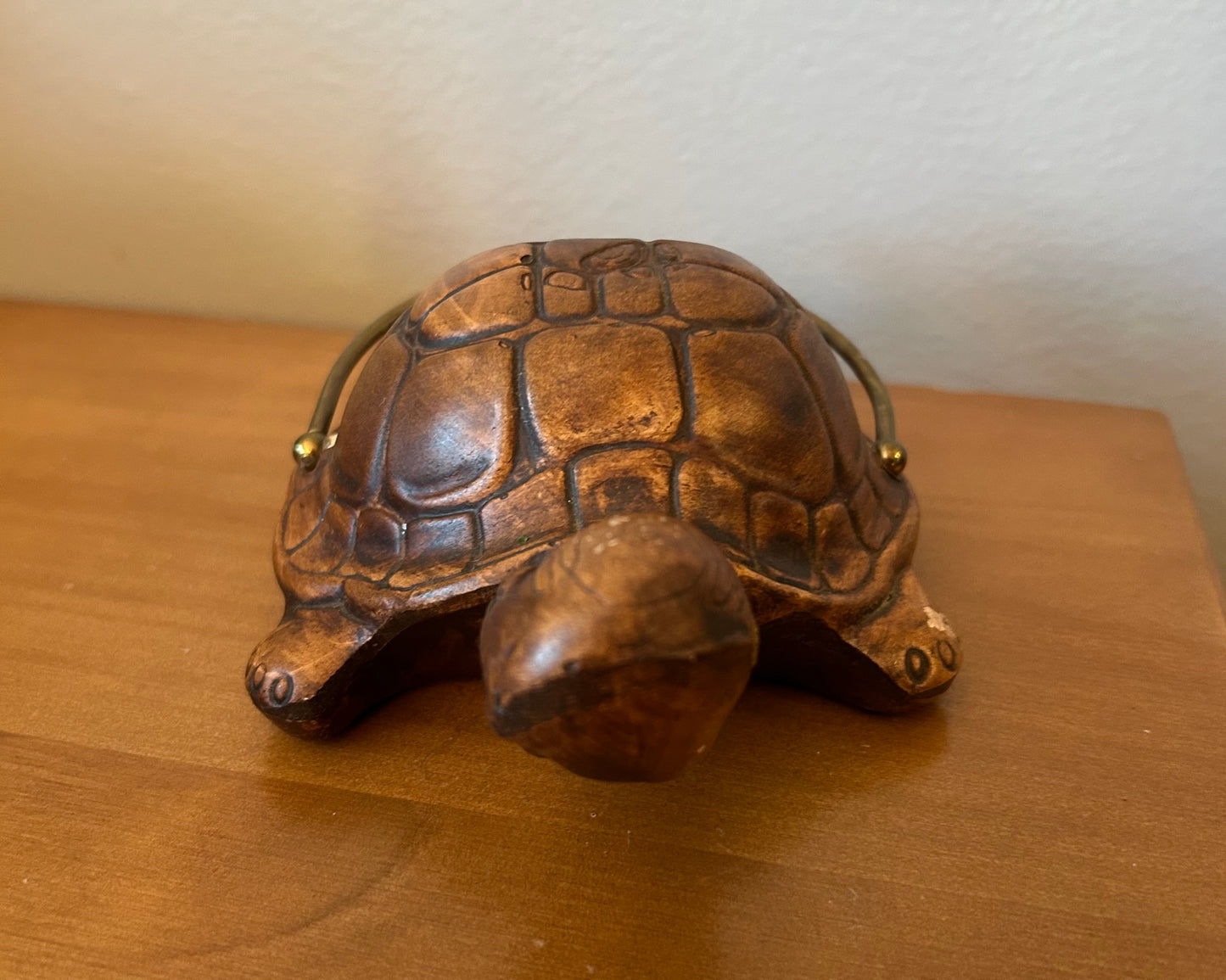 Vintage 1956 Treasure Craft Ceramic Pottery Turtle Cigar & Cigarette Ashtray