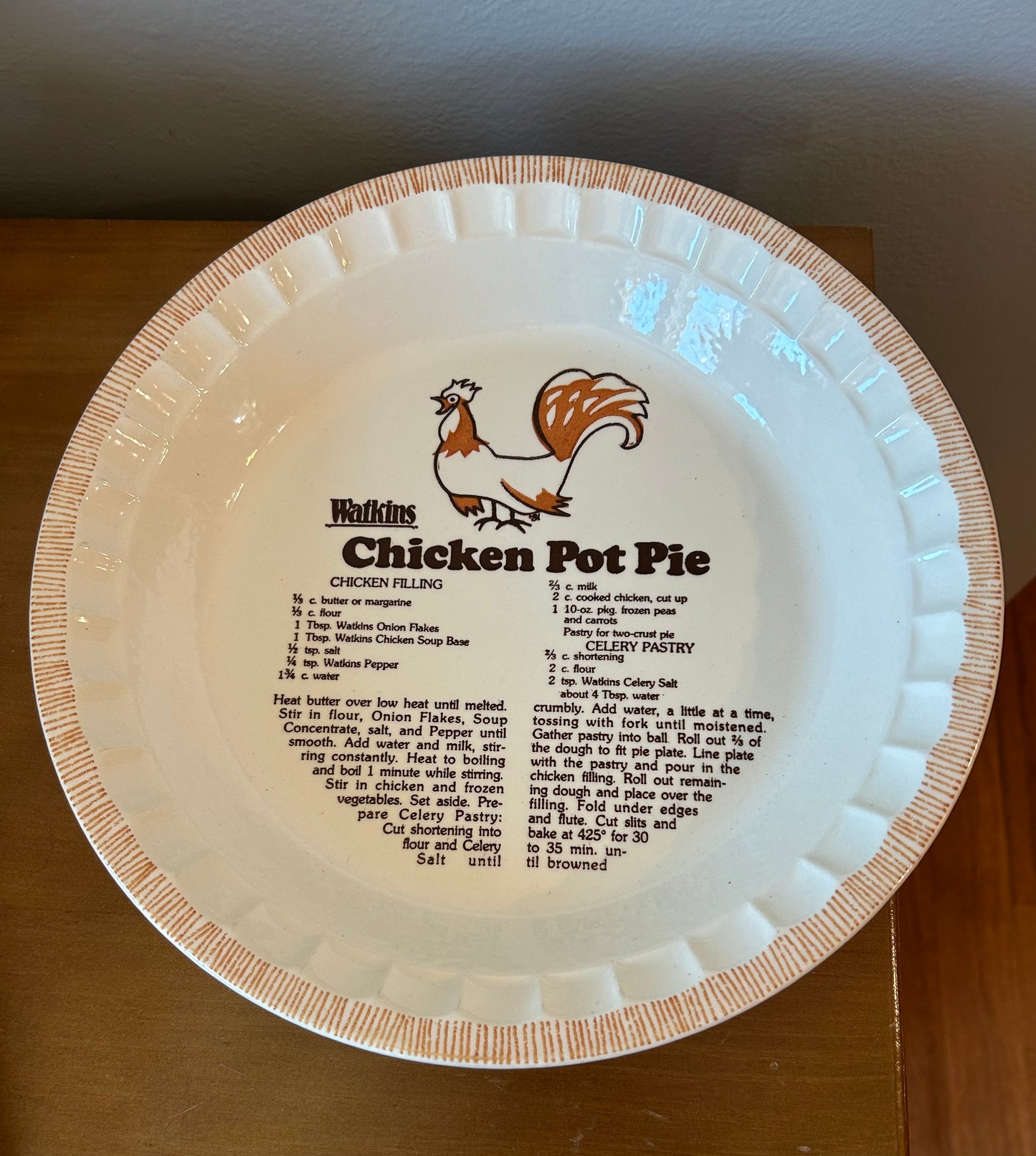 Vintage Watkins 11” Ceramic CHICKEN POT PIE Plate Deep Dish w/Recipe #6295