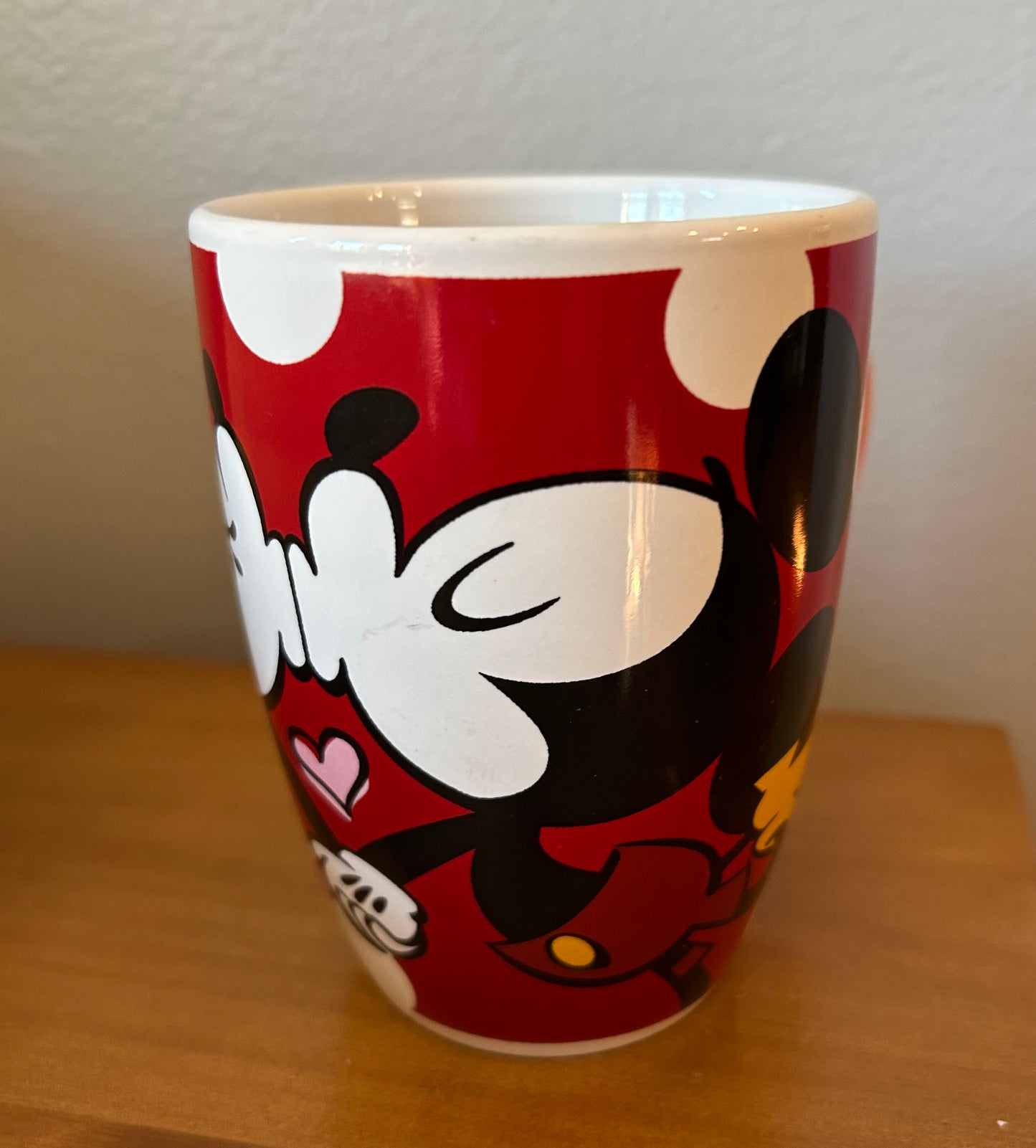 Disney Minnie and Mickey Mouse Kissing,Red with White Polka Dots 12oz Coffee Mug